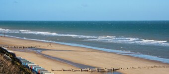 4 bedroom accommodation in Mundesley, near North Walsham