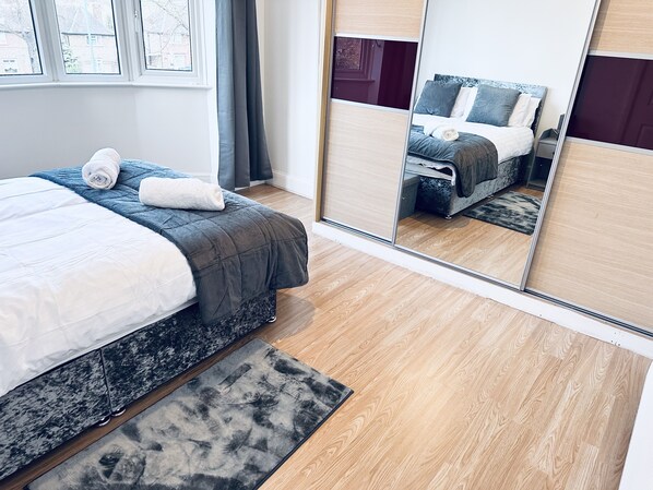 Maison | 3 chambres, accès au Wi-Fi (inclus), literie fournie