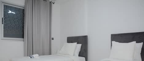 Iron/ironing board, free WiFi, bed sheets