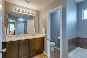Casa (4 Bedrooms) | Baño