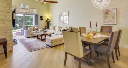 Tennis, Golf & Pools: Lovely Palm Desert Condo!