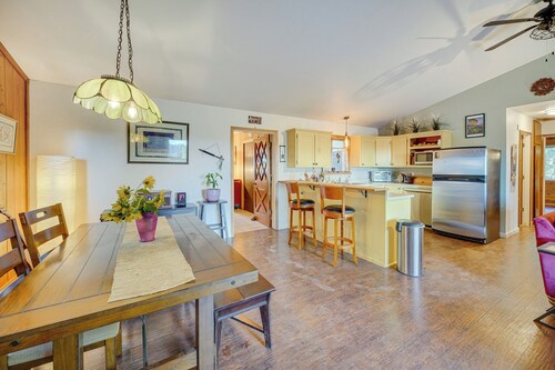 Serene Nevada City Cabin: 4 Mi to Scotts Flat Lake