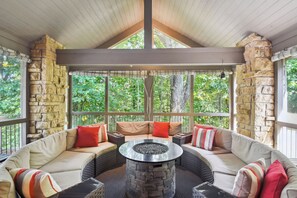 House (6 Bedrooms) | Bahagian dalam