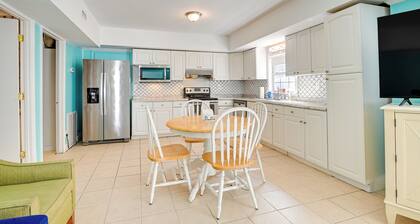 Pawleys Island Retreat - Golf Cart Included!