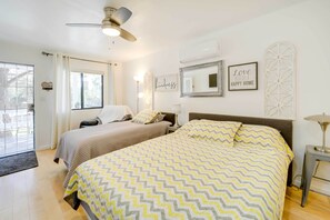 Laptop workspace, bed sheets - Strawberry Vacation Rental w/ Fire Pit & Grill! (Pine)