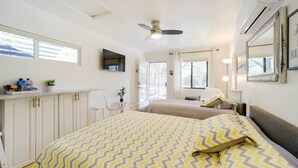 Laptop workspace, bed sheets - Strawberry Vacation Rental w/ Fire Pit & Grill! (Pine)