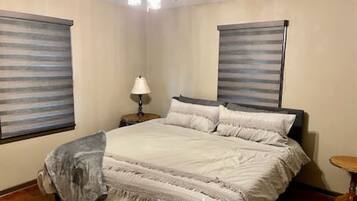 3 bedrooms, iron/ironing board, free WiFi, bed sheets