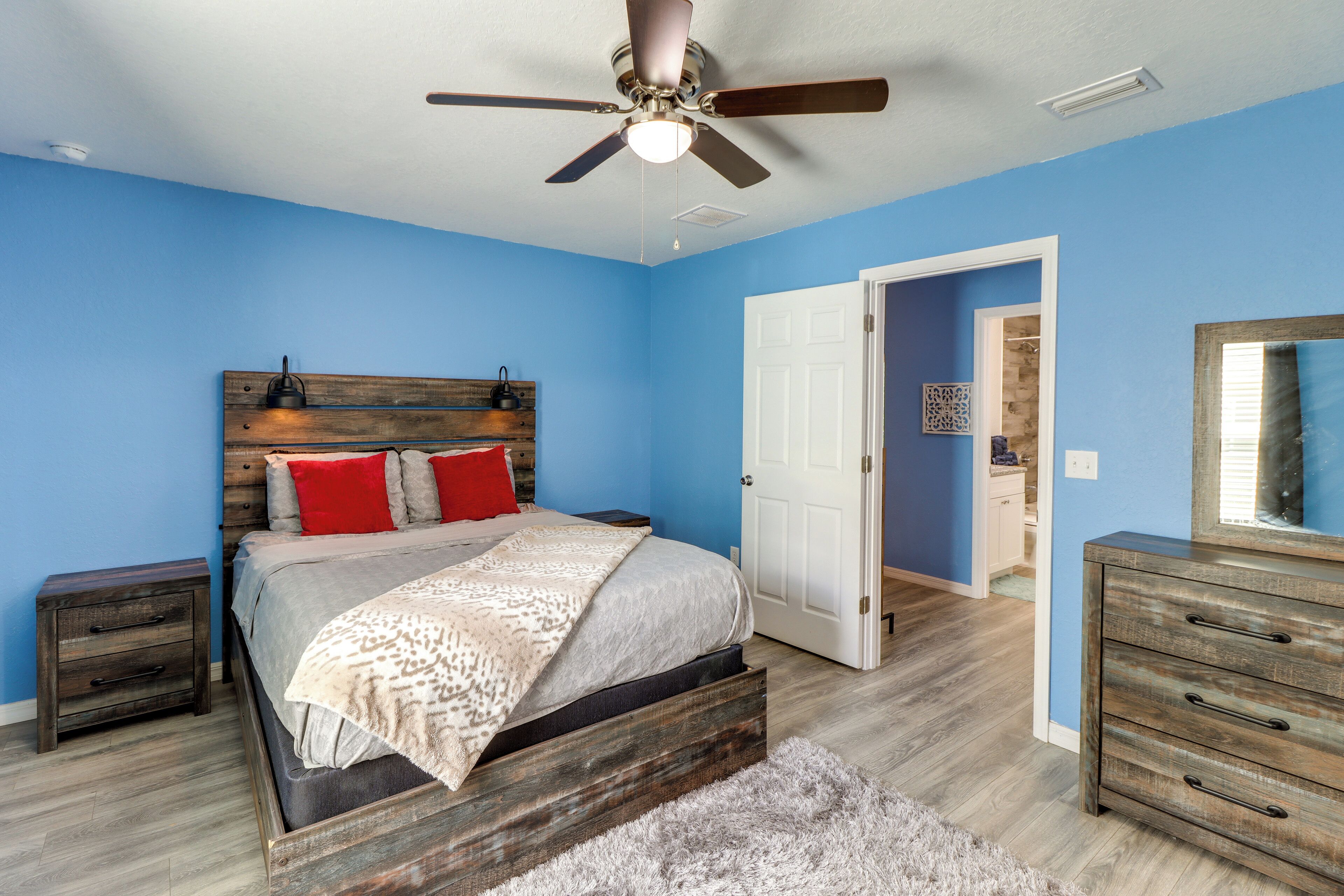 House (1 Bedroom) | Interior