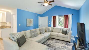 House (1 Bedroom) | Interior