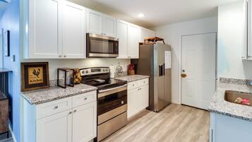 House (1 Bedroom) | Interior