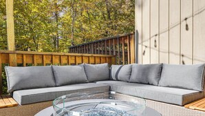 Apartment (2 Bedrooms) | Interior - Modern Mountain Haven: 5 Mi to Mt Snow Slopes! (Wilmington)