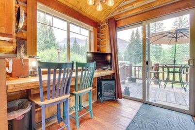 蒙大拿山區度假屋 - 距黃石公園 1 英里!