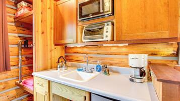 Apartment (0 Bedroom) | Interior