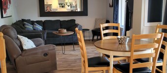 La Campagne Près de la Ville.5 Minutes du Vieux Terrebonne Convient aux Familles