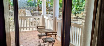 Luxury 4 Bedroom Villa with Pool in Montego Bay (Beach Club Access)