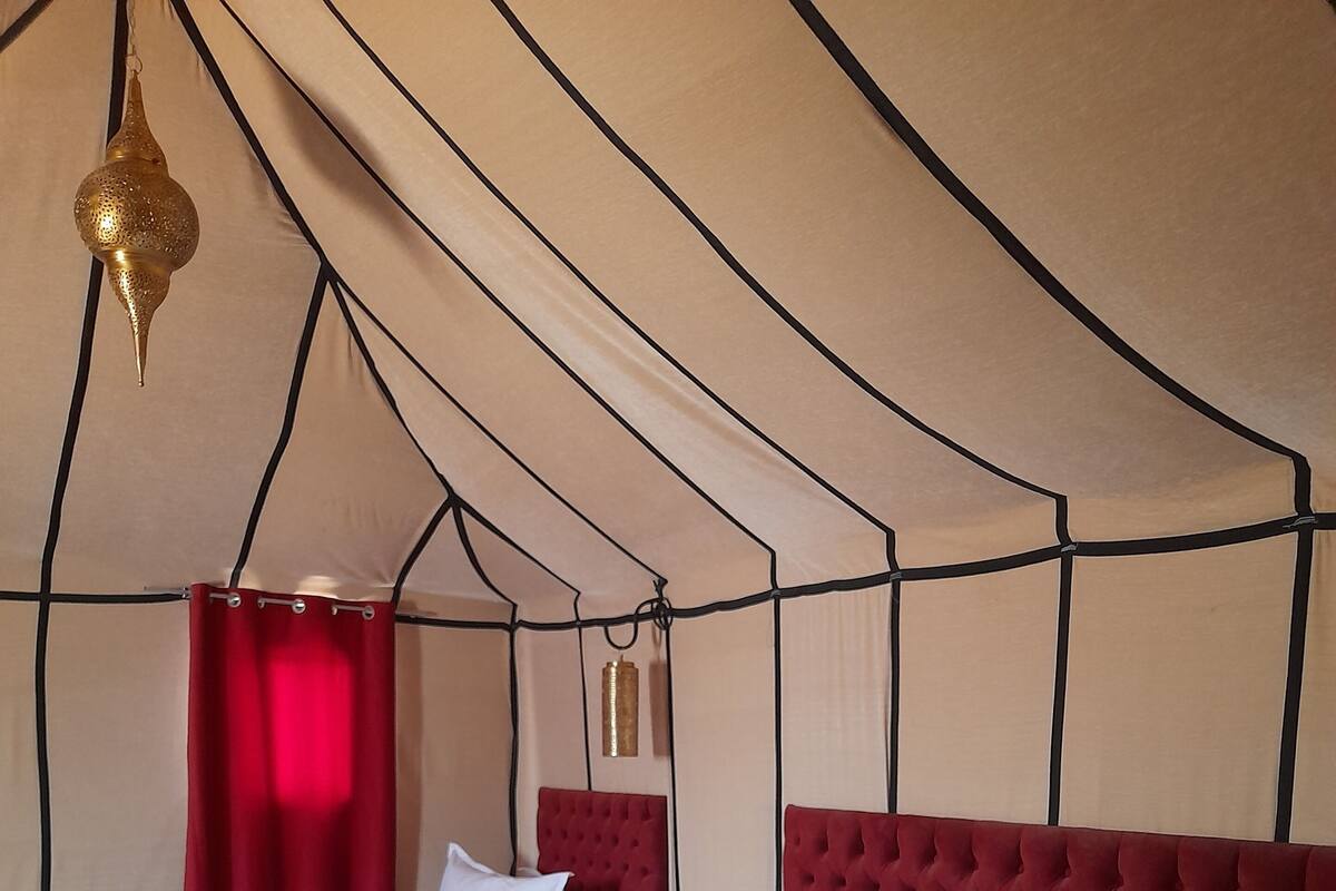 Tent | 2 bilik tidur, dihias secara berasingan
