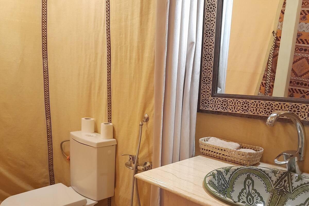Tent | Bilik Mandi