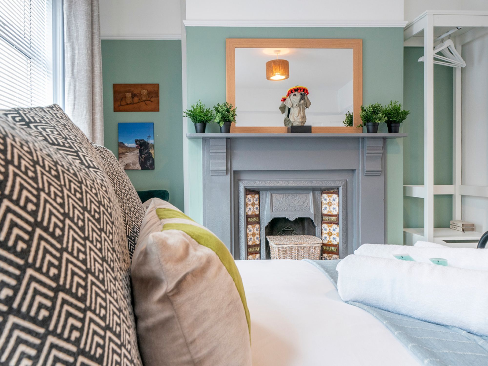 4 chambres, fer et planche à repasser, Wi-Fi gratuit, draps fournis