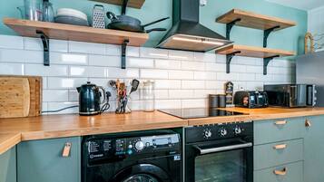 Fridge, microwave, oven, toaster