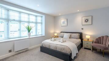 1 bedroom, iron/ironing board, travel cot, free WiFi