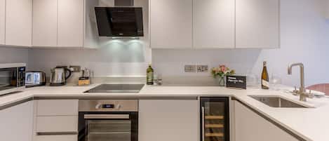 Fridge, microwave, oven, dishwasher