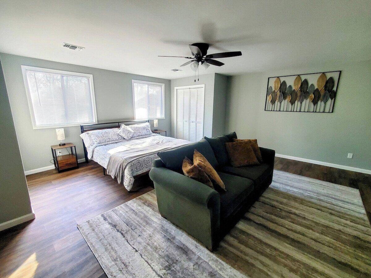 4 bedrooms, WiFi, bed sheets