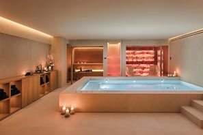 Sauna, hot tub, steam room, body treatments, hot stone massages
