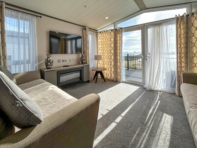 2 bedroom accommodation in Peterhead