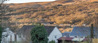 2 bedroom accommodation in Garnant Ammanford