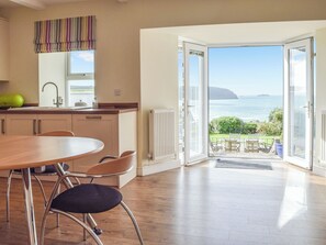 Dishwasher, high chair - 5 bedroom accommodation in Little Haven, near Haverfordwest (Little Haven, near Haverfordwest)