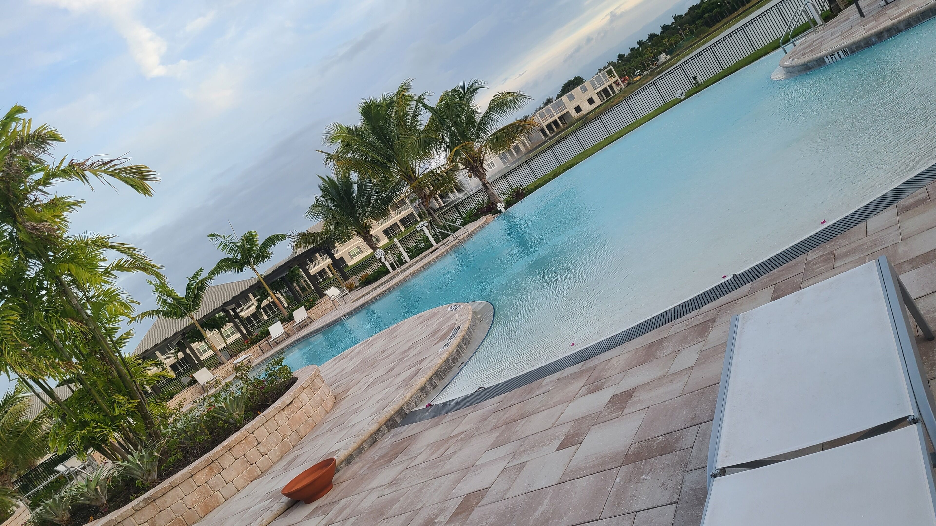 10 minutes to Marco Island. Beautiful brand-new condo with open view of preserve