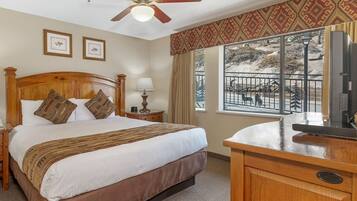 1 bedroom, iron/ironing board, WiFi (free), bed sheets