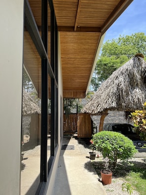 Exterior detail - Costa Rica Tennis and Pickleball Paradise At 506 Tennis Center (Esperanza Nosara)