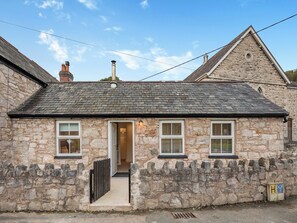 Exterior - 2 bedroom accommodation in Ruthin (Ruthin)