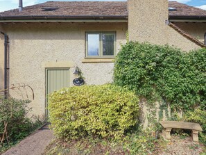 Exterior detail - 3 bedroom accommodation in Somerford Keynes (Somerford Keynes)