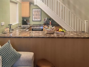 Diskmaskin och barnstol