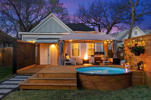 Heated Cowboy Pool 2 mins 2 Silos & Cameron Park