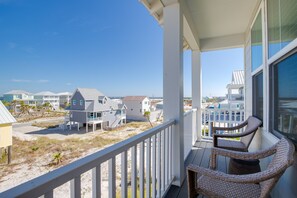 Property grounds - Awesome Beach House, Private Pool, Gulf View (Navarre)