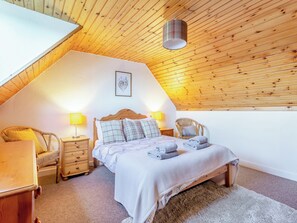 3 bedrooms, free WiFi, bed sheets - Bunloit Farmhouse - UK45397 (Drumnadrochit)