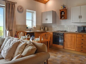 TV, fireplace - 1 bedroom accommodation in Tatham, near Lancaster (Tatham, near Lancaster)