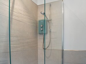 Towels - 1 bedroom accommodation in Tatham, near Lancaster (Tatham, near Lancaster)