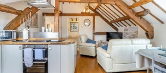 Walker's Retreat - UK45415