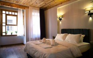 标准双人房, 1 张双人床 | 埃及棉床单、高档床上用品、办公桌、笔记本电脑工作区