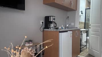 Mini-fridge, coffee/tea maker, electric kettle