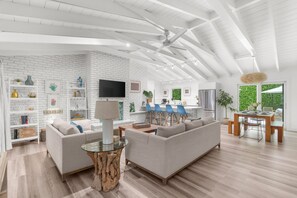 Smart TV, music library, stereo