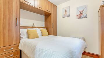 1 chambre, Wi-Fi gratuit, draps fournis