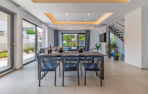 Dining - Stunning home in Pula (Pula)