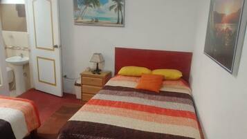 1 sovrum, strykjärn/strykbräda, wi-fi och sängkläder