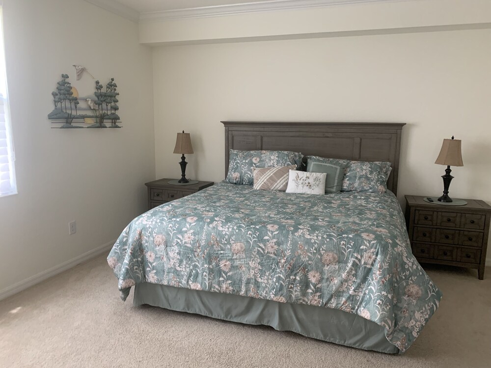 Lakewood National you home. New to the rental market