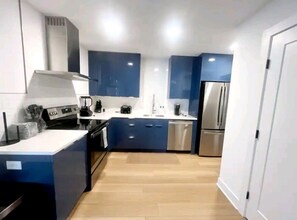 Private kitchen - Extended stay+Downtown+Parking+Pool+Pets (Lynchburg)